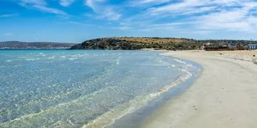 Ege’nin saklı mücevheri! İzmir’e 1 saatlik uzaklıkta: İnce kumlu, bakir mavi bir koy… 1